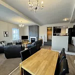 Holgate Premier Apartment